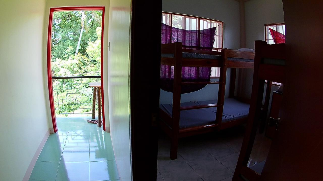 Treffpunkt 5300 Hostel Puerto Princesa Exterior photo